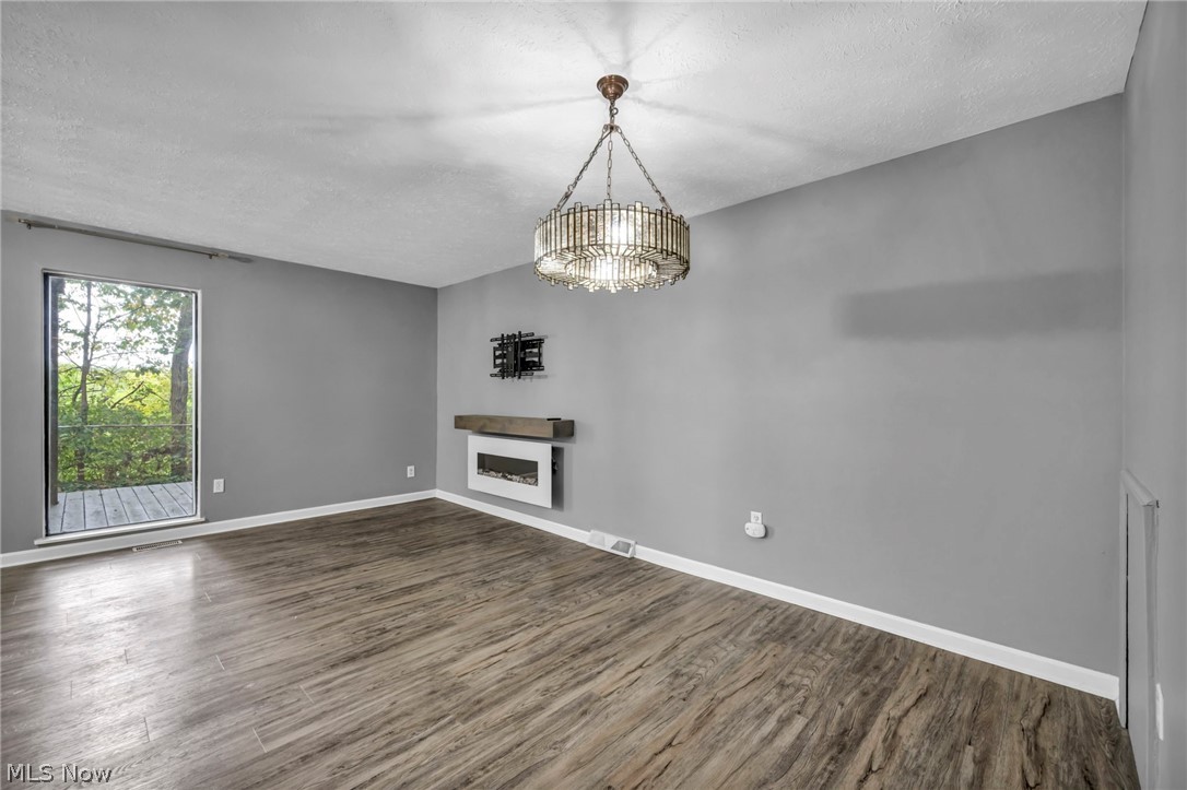 11547 Pearl Road Strongsville OH 44136