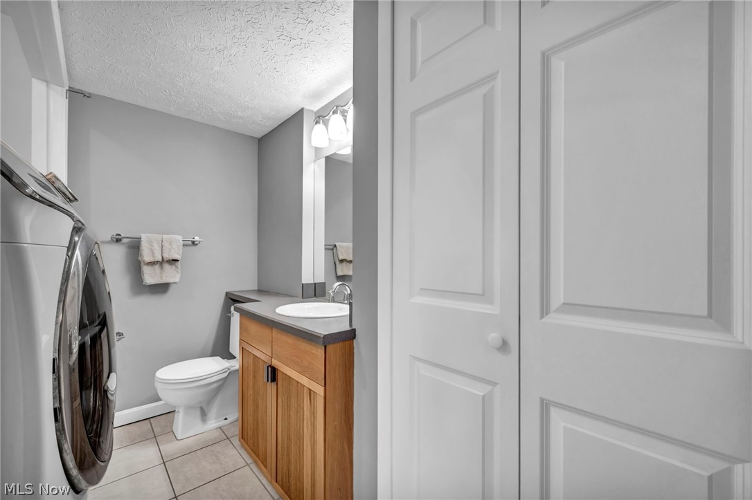11547 Pearl Road Strongsville OH 44136