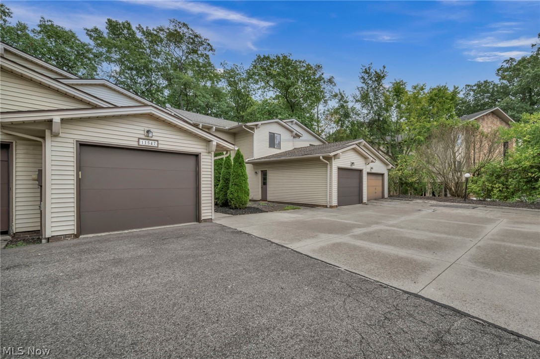 11547 Pearl Road Strongsville OH 44136