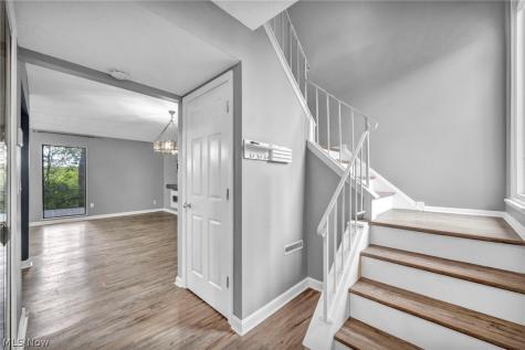11547 Pearl Road Strongsville OH 44136