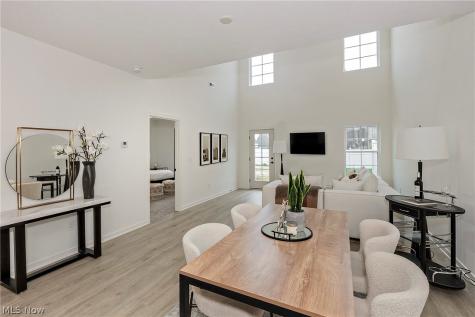 5059 Shepherds Glen Willoughby OH 44094