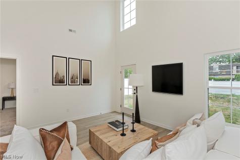 5059 Shepherds Glen Willoughby OH 44094