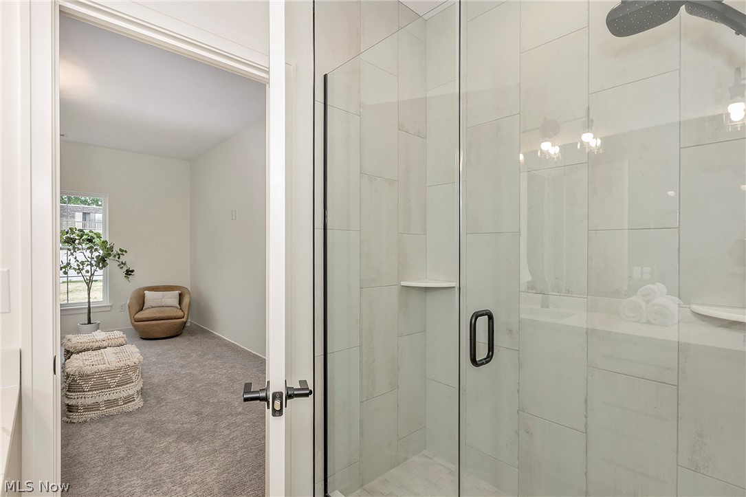 5059 Shepherds Glen Willoughby OH 44094