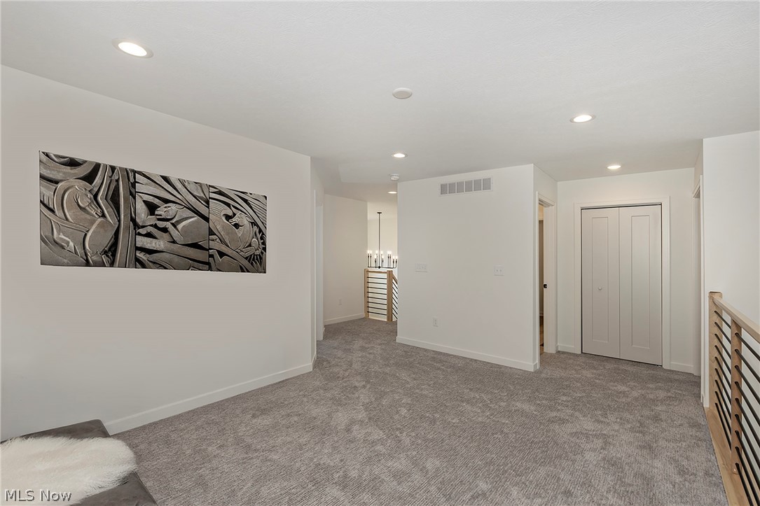 5059 Shepherds Glen Willoughby OH 44094