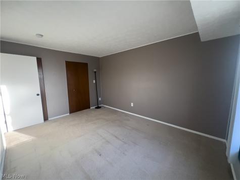 16480 W Heather Lane Middleburg Heights OH 44130