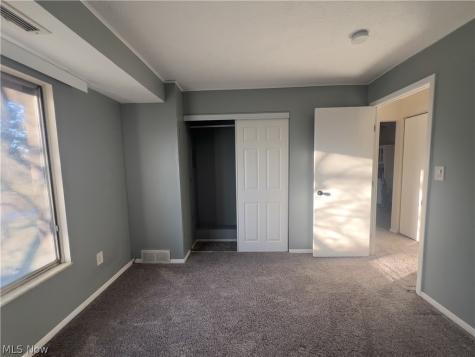 16480 W Heather Lane Middleburg Heights OH 44130