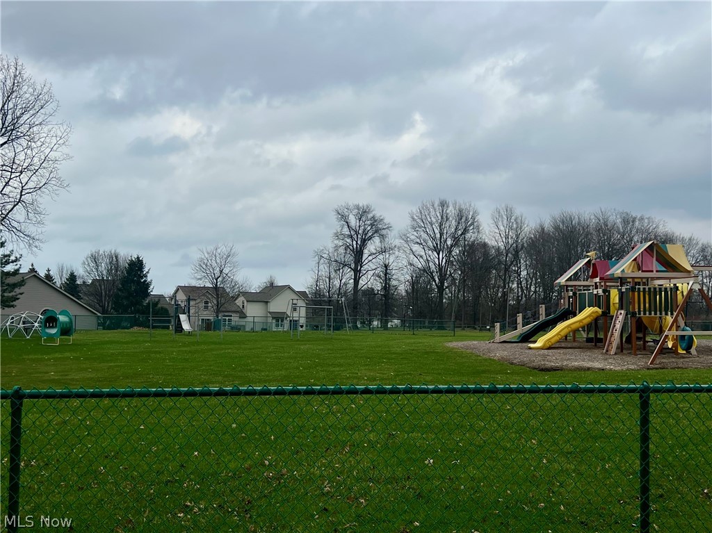 16480 W Heather Lane Middleburg Heights OH 44130