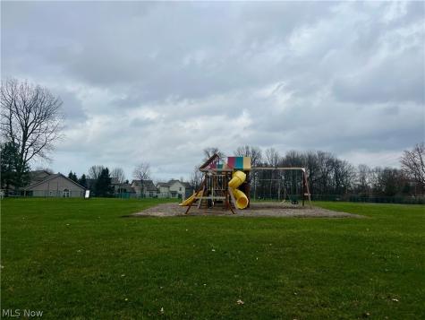 16480 W Heather Lane Middleburg Heights OH 44130