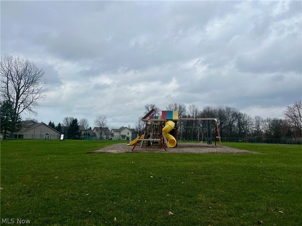 16480 W Heather Lane Middleburg Heights OH 44130