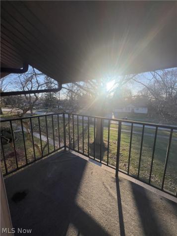 16480 W Heather Lane Middleburg Heights OH 44130