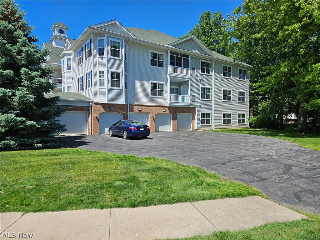 718 Aqua Marine Boulevard Avon Lake OH 44012