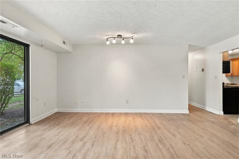 2917 N Bay Drive Westlake OH 44145