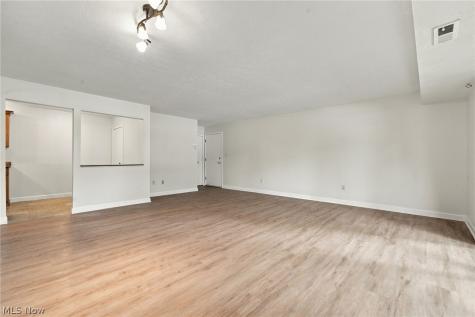 2917 N Bay Drive Westlake OH 44145