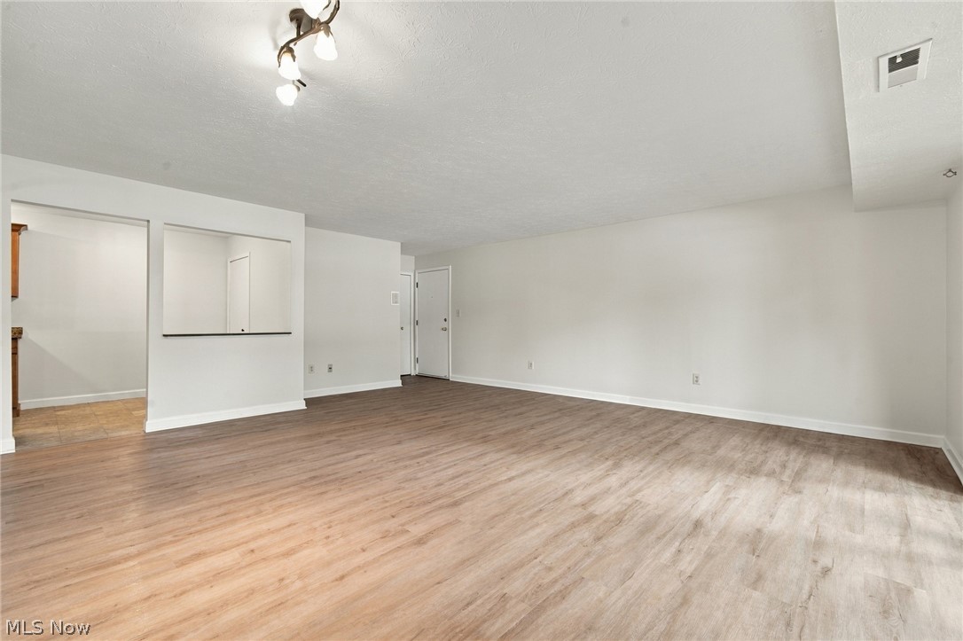 2917 N Bay Drive Westlake OH 44145