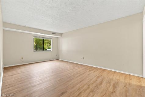 2917 N Bay Drive Westlake OH 44145