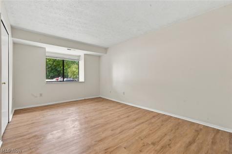 2917 N Bay Drive Westlake OH 44145