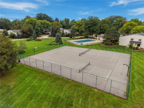 2917 N Bay Drive Westlake OH 44145