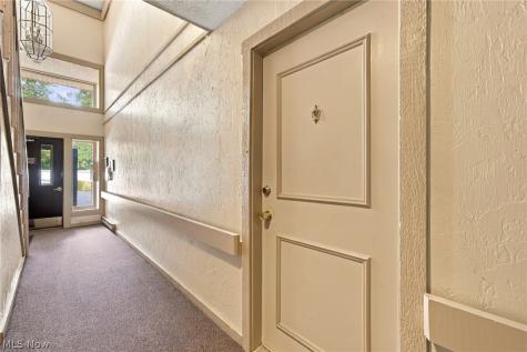 2917 N Bay Drive Westlake OH 44145