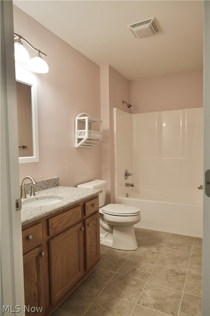 171 Briar Wood Drive Mount Vernon OH 43050