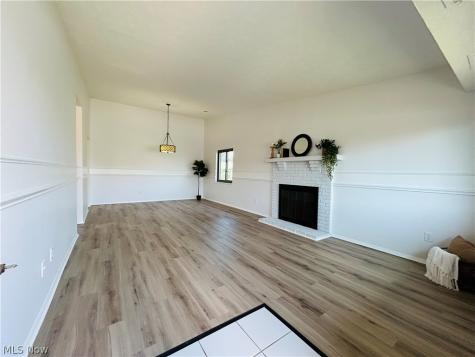 2691 Mull Avenue Copley OH 44321
