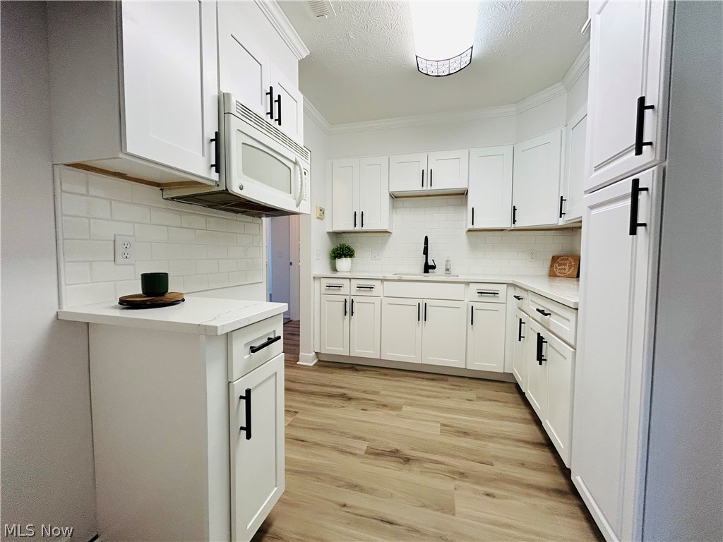 2691 Mull Avenue Copley OH 44321