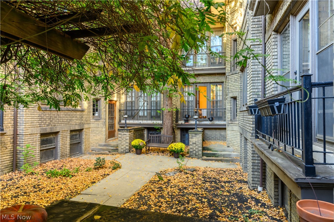 2473 Overlook Road Cleveland Heights OH 44106