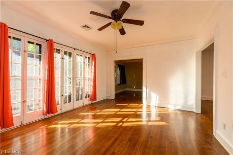 2473 Overlook Road Cleveland Heights OH 44106