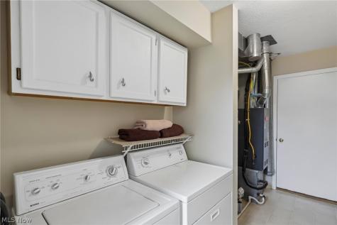 951 E Kensington Lane Streetsboro OH 44241