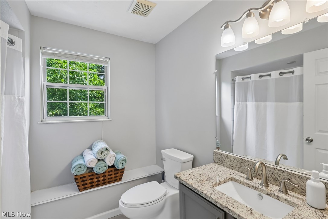 951 E Kensington Lane Streetsboro OH 44241