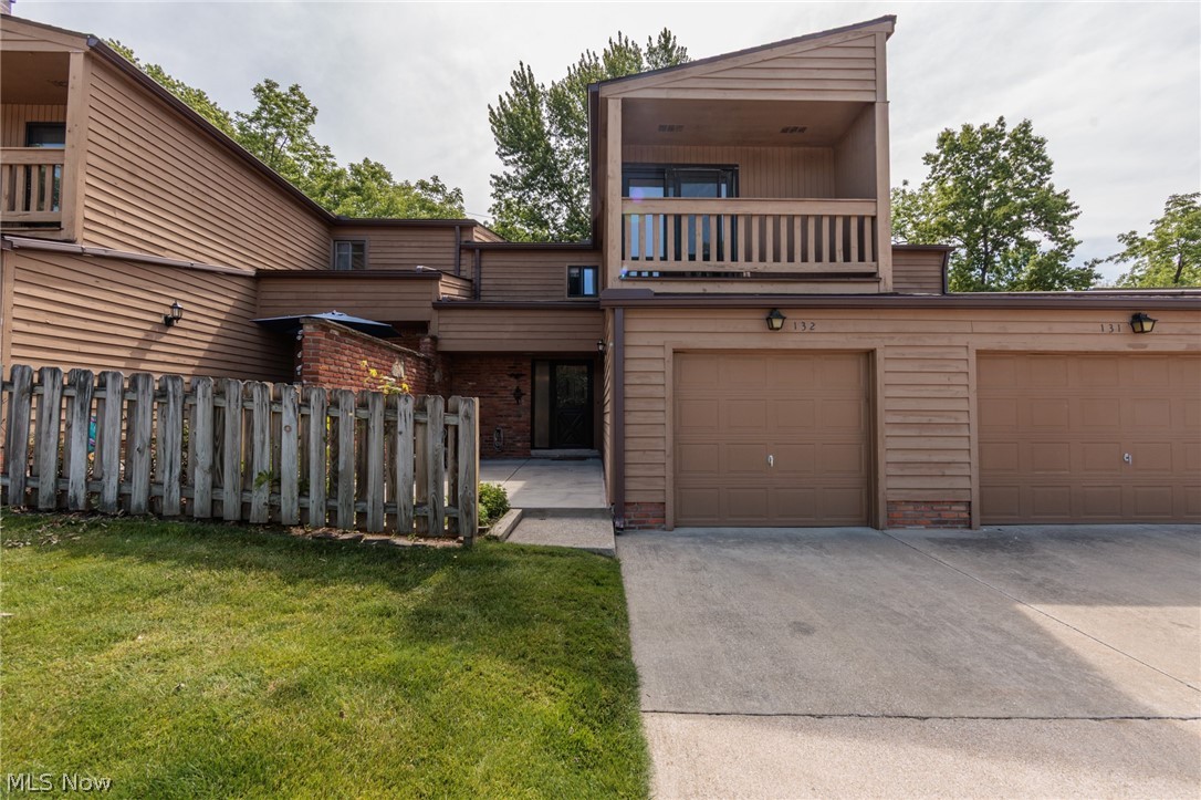 132 Kimrose Lane Broadview Heights OH 44147