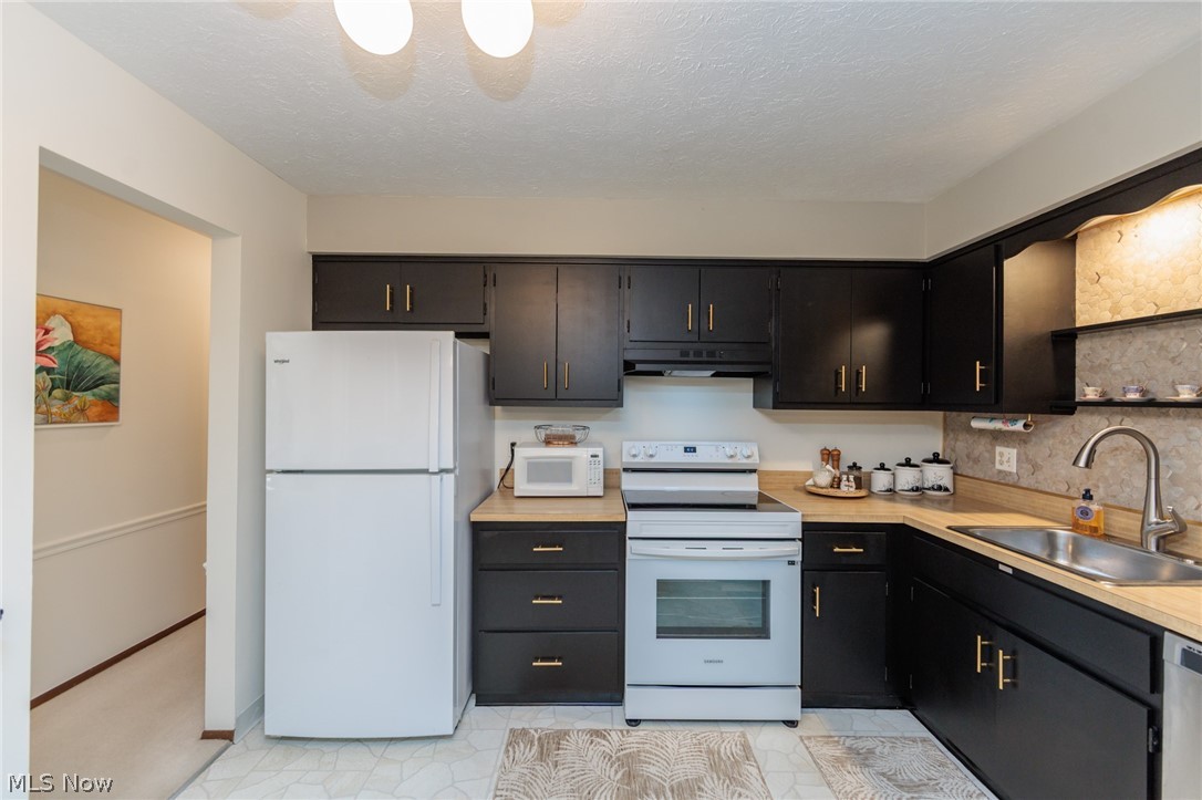 132 Kimrose Lane Broadview Heights OH 44147