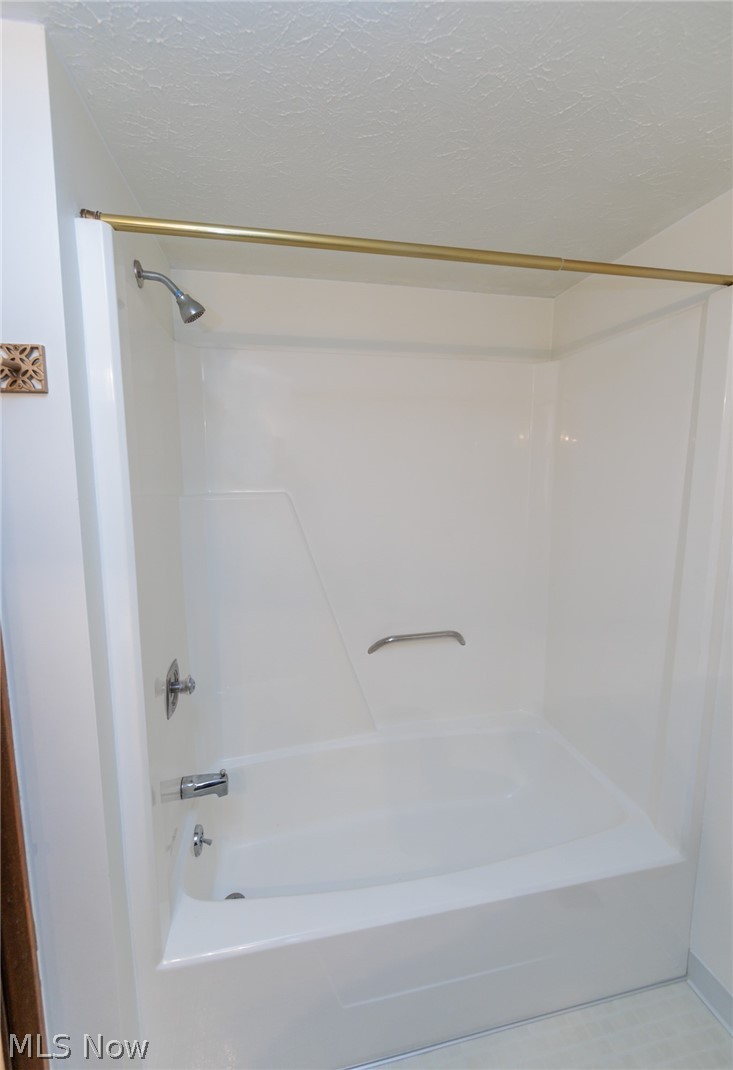 132 Kimrose Lane Broadview Heights OH 44147