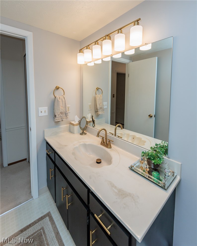 132 Kimrose Lane Broadview Heights OH 44147