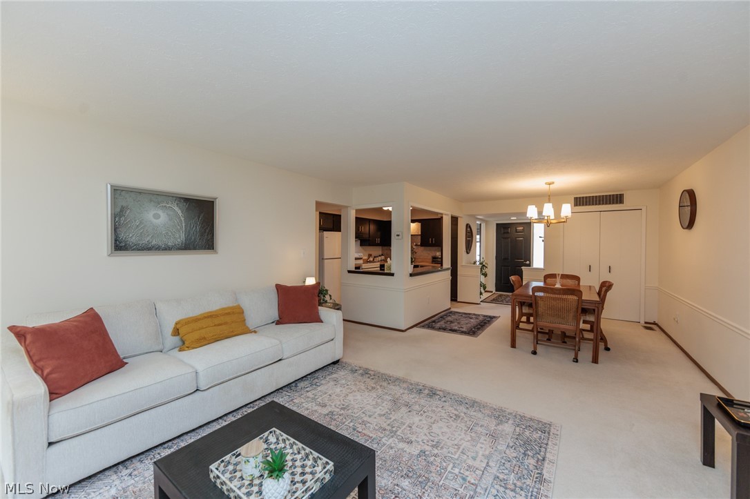 132 Kimrose Lane Broadview Heights OH 44147