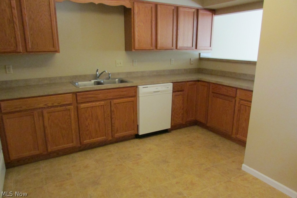 16491 Cottonwood Place Middlefield OH 44062