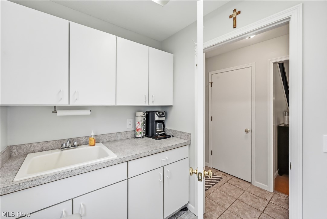 57 Timber Lake Drive Hubbard OH 44425