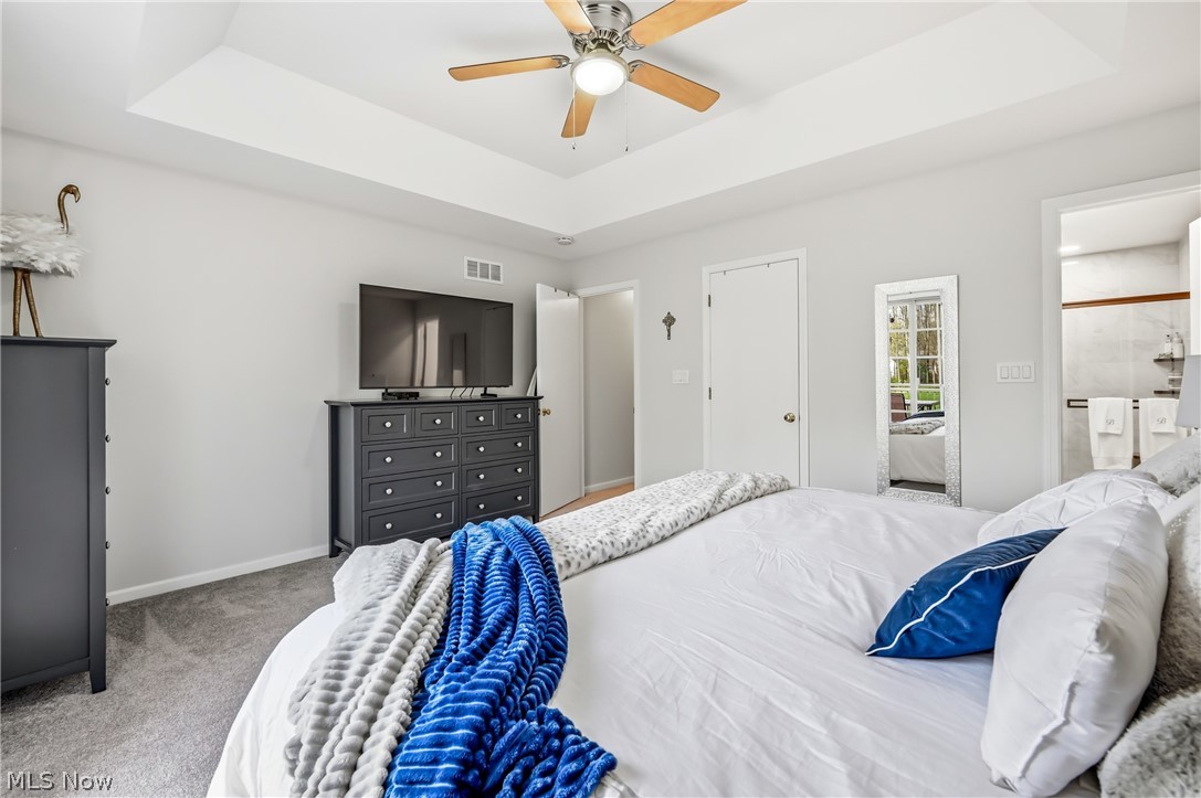 57 Timber Lake Drive Hubbard OH 44425