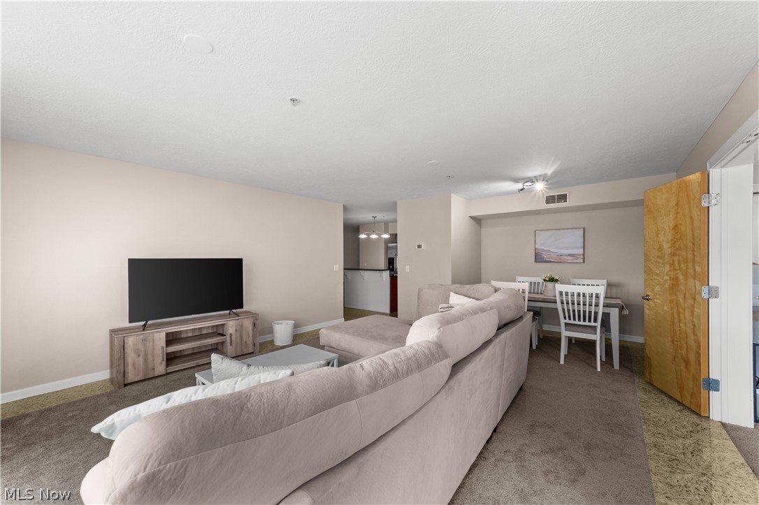 2222 Detroit Avenue Cleveland OH 44113