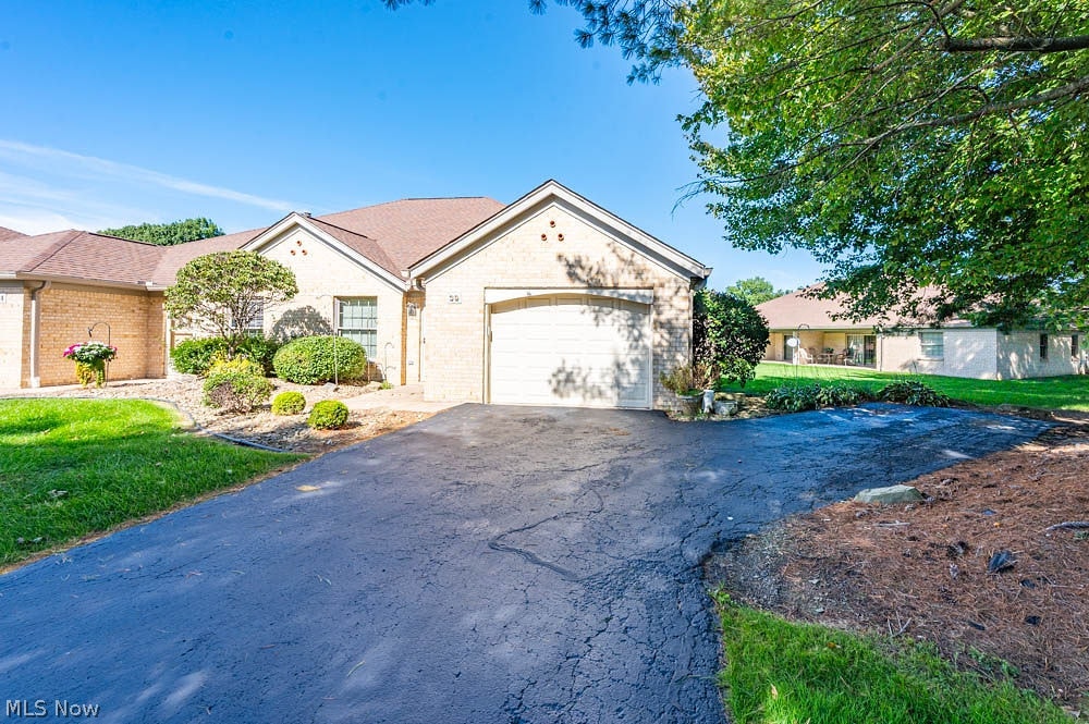 820 Southwestern Run Youngstown OH 44514