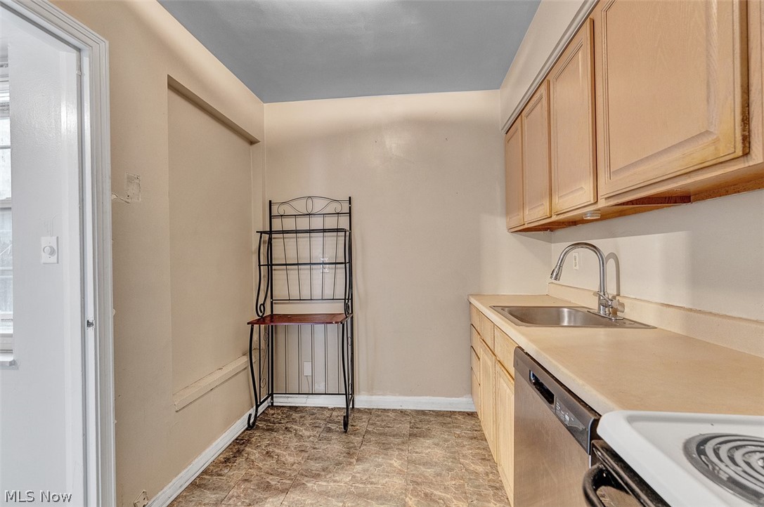 15825 Van Aken Boulevard Shaker Heights OH 44120