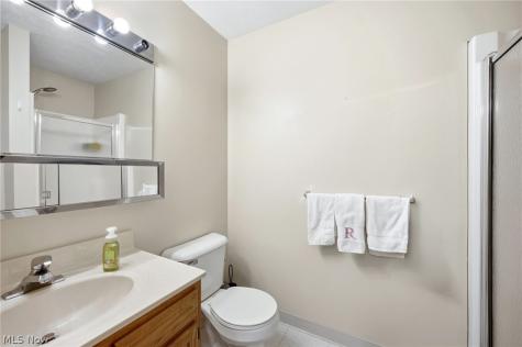 10391 Glenway Drive Twinsburg OH 44087