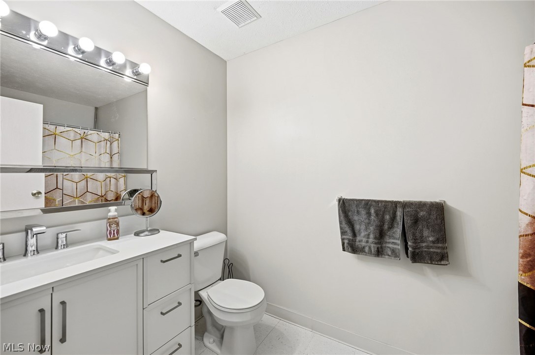 10391 Glenway Drive Twinsburg OH 44087
