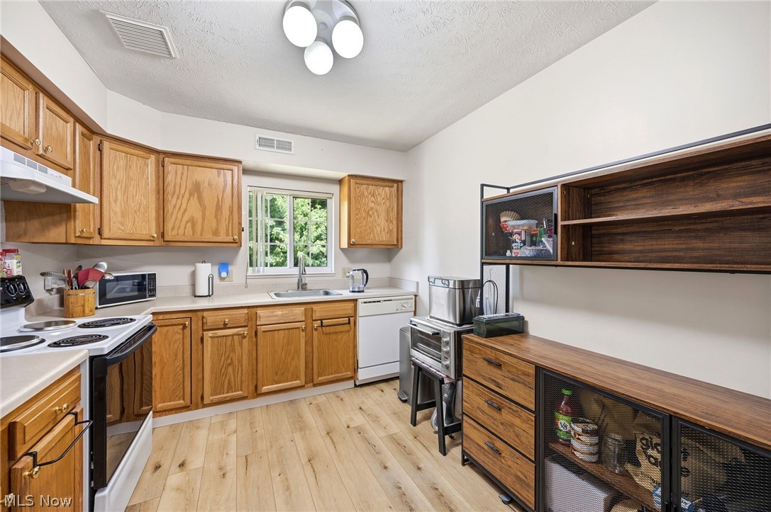 10391 Glenway Drive Twinsburg OH 44087