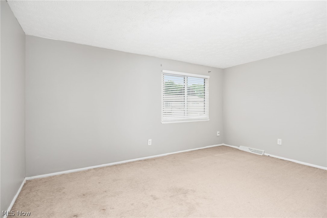 11856 Harbour Light Drive North Royalton OH 44133