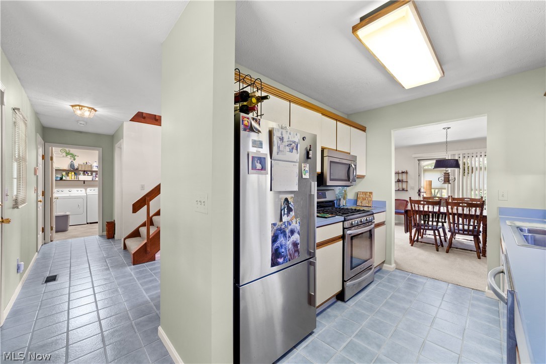 5800 Ridgeview Lane Willoughby OH 44094