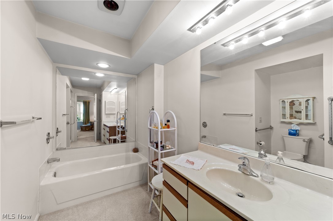 5800 Ridgeview Lane Willoughby OH 44094