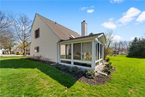 5800 Ridgeview Lane Willoughby OH 44094