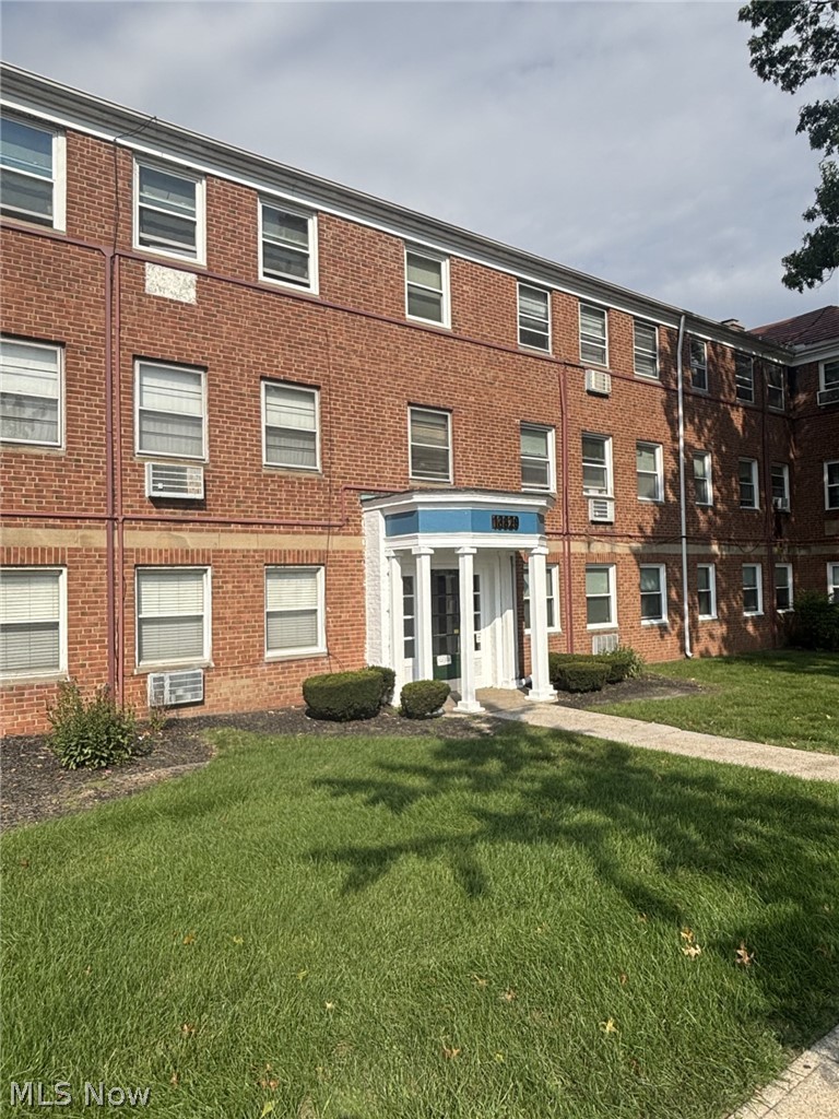 13829 Cedar Road South Euclid OH 44118