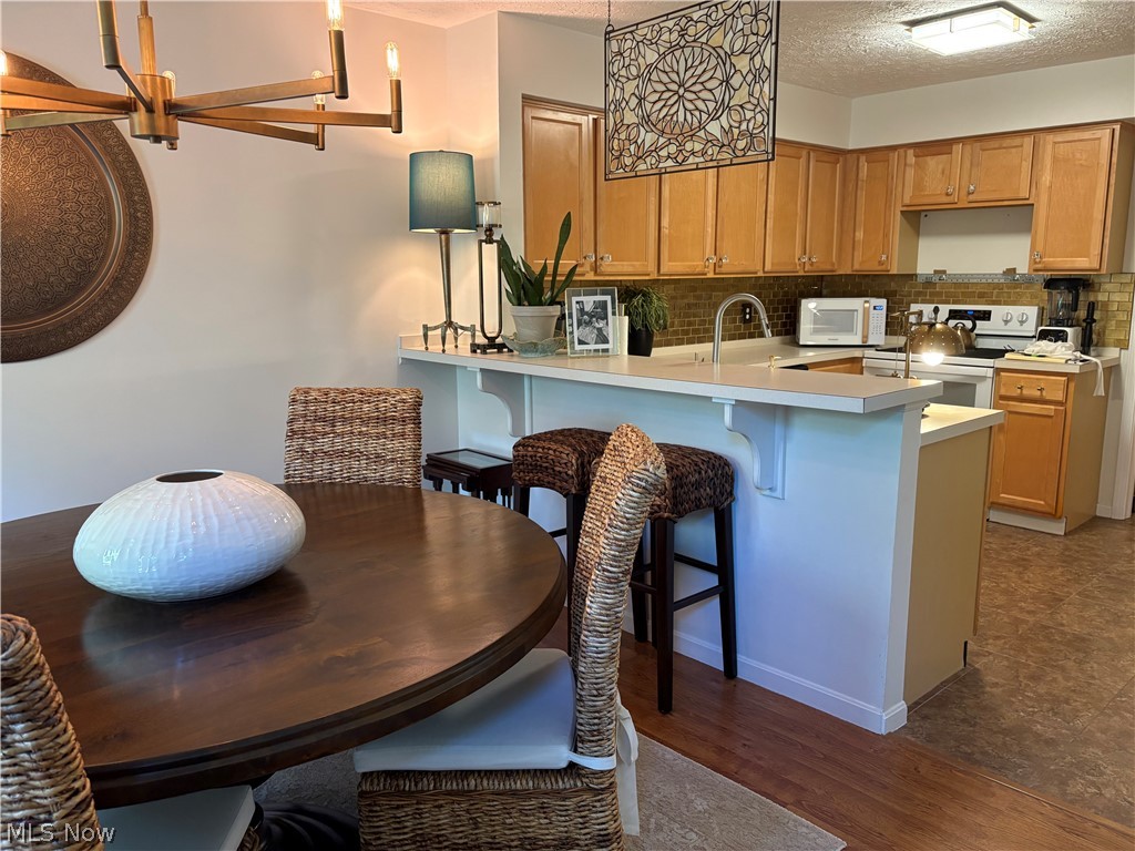 3162 Village Green Drive Westlake OH 44145