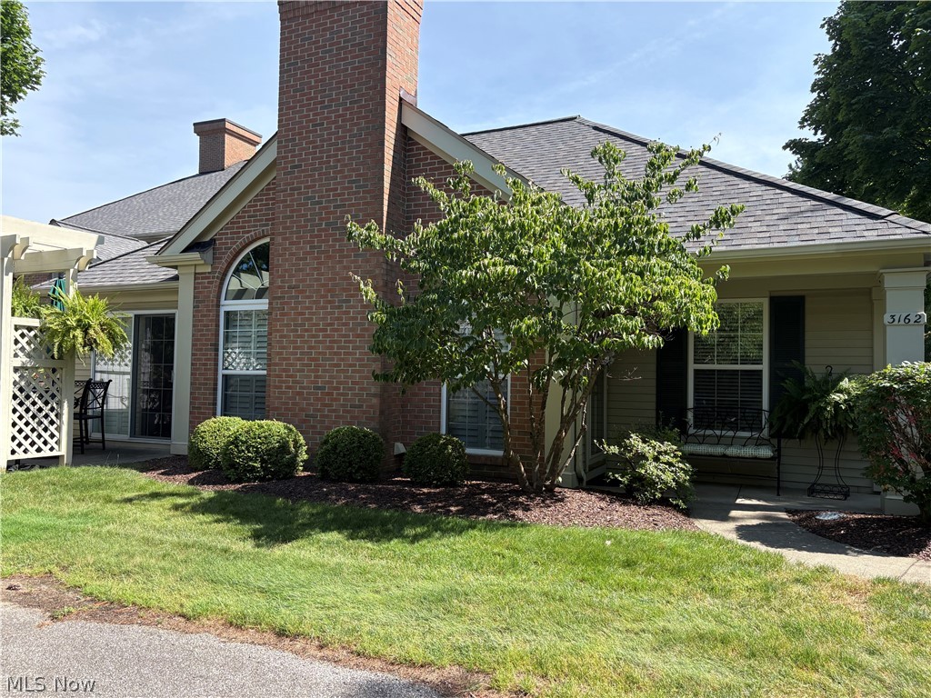 3162 Village Green Drive Westlake OH 44145